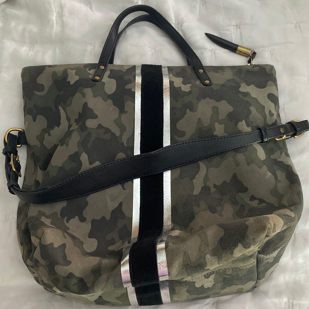 Kempton & Co Camo Bag